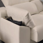 Detalle de brazo de sofá 2-3 plazas 10d-0012 color beige vista ambiente