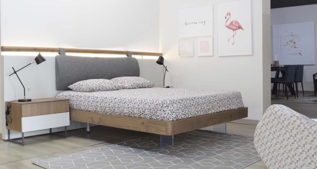 Exposición de dormitorio de muebles ulla